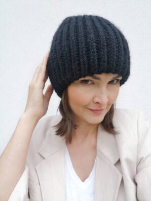 czapka Mia klasyczna czerń