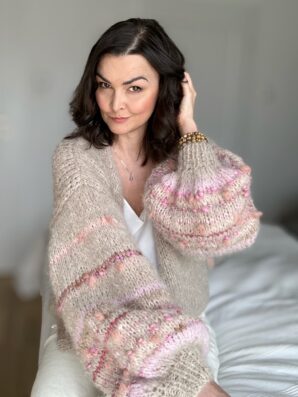 Kardigan Delicate Flower długość 55 cm na zamówienie